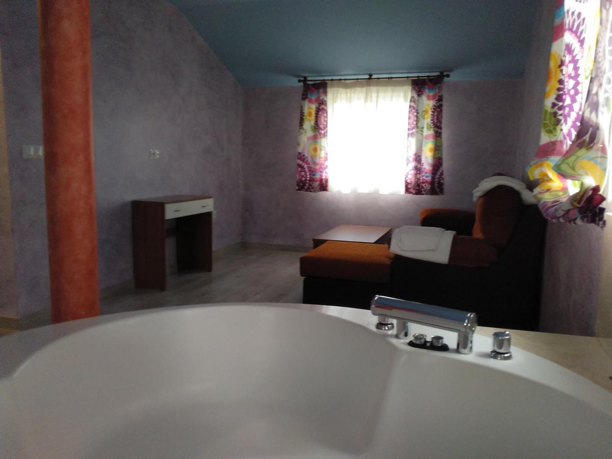 Guest house Orly 2*